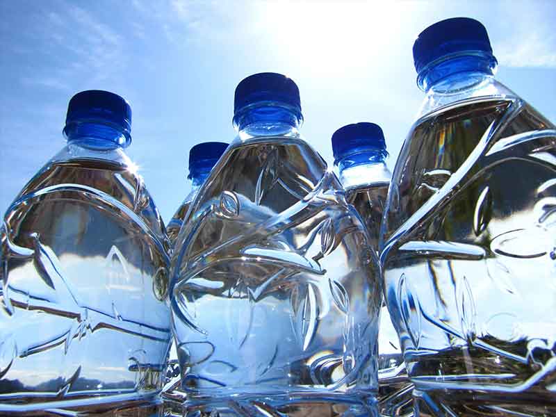 Bioplastic water bottles as an example for bioplastics compounding technology